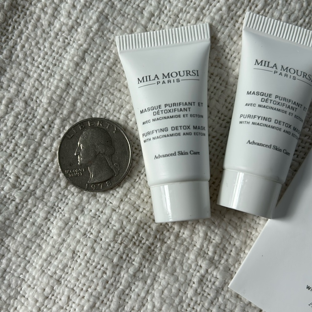 ⭐️ 5 for $20 - 3 New Mila Moursi Skincare Samples - Picture 4 of 6